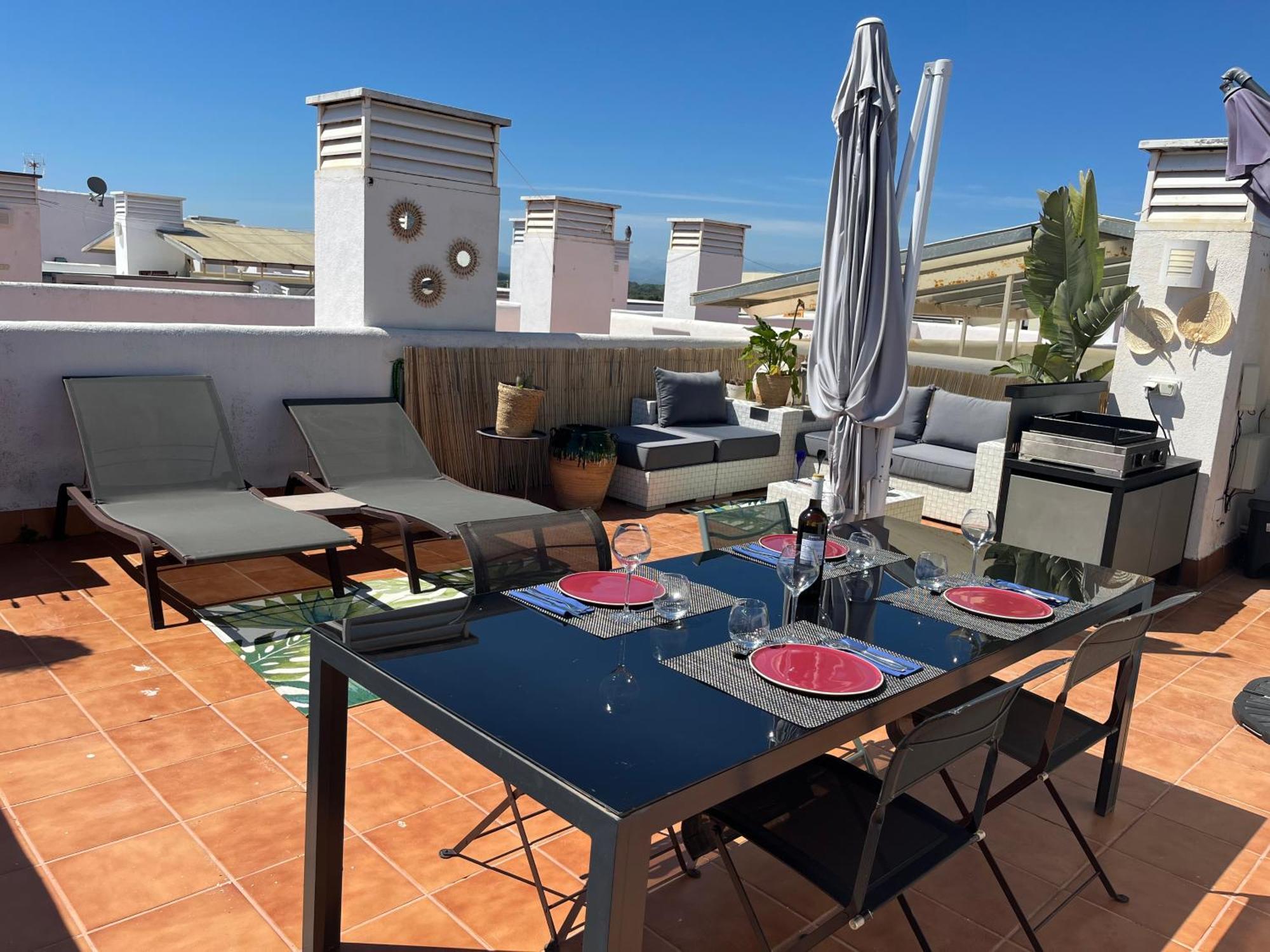Appartement Avec Terrasse Sur Le Toit Vue Mer 로지즈 외부 사진